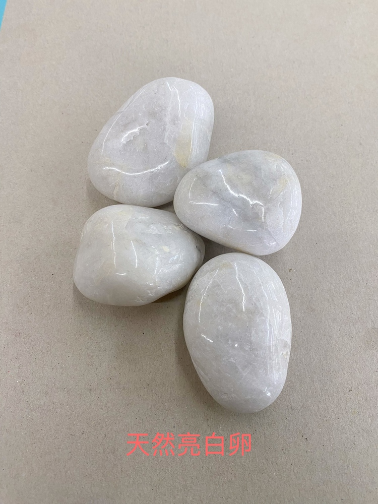 不同表面質感卵石在潮濕環境下的差異