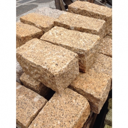 花崗塊石15x15x30cm _2_.png.jpg